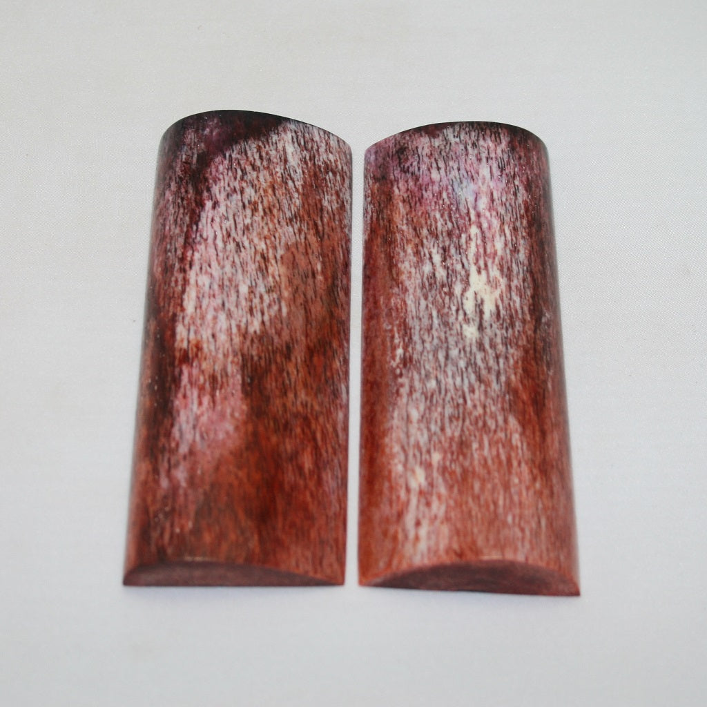 NB108MJ81 Giraffe Bone Scales Set