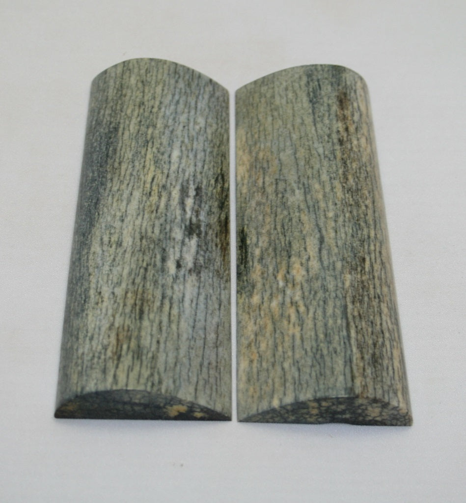 NB108MJ85 Giraffe Bone Scales Set