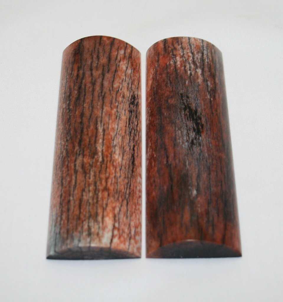 NB108NL121 Giraffe Bone Scales Set