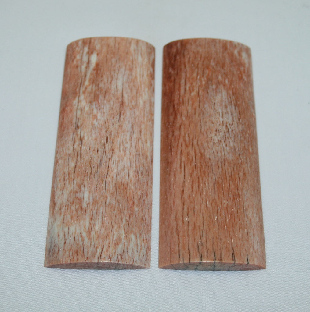 NB108NL64 Giraffe Bone Scales Set