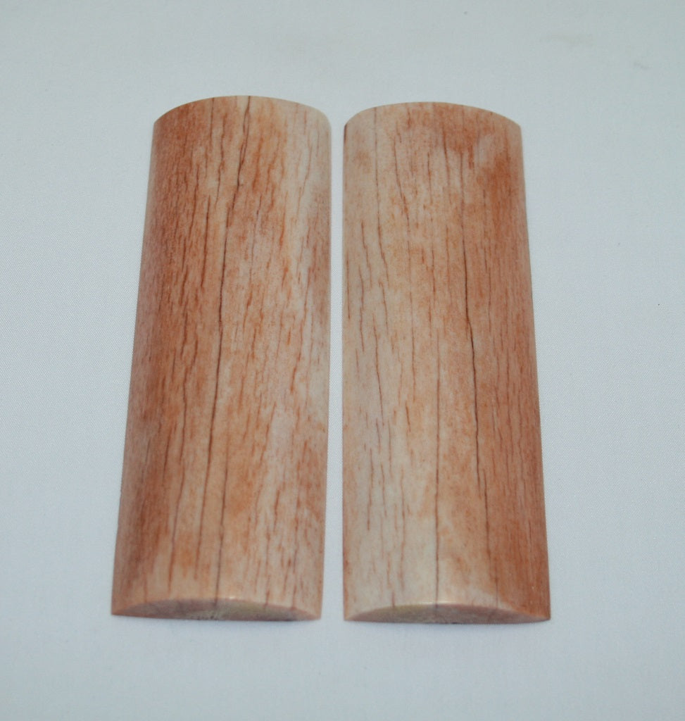 NB108NL69 Giraffe Bone Scales Set