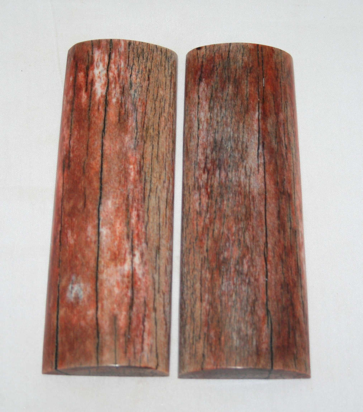 NB108S120 Giraffe Bone Scales