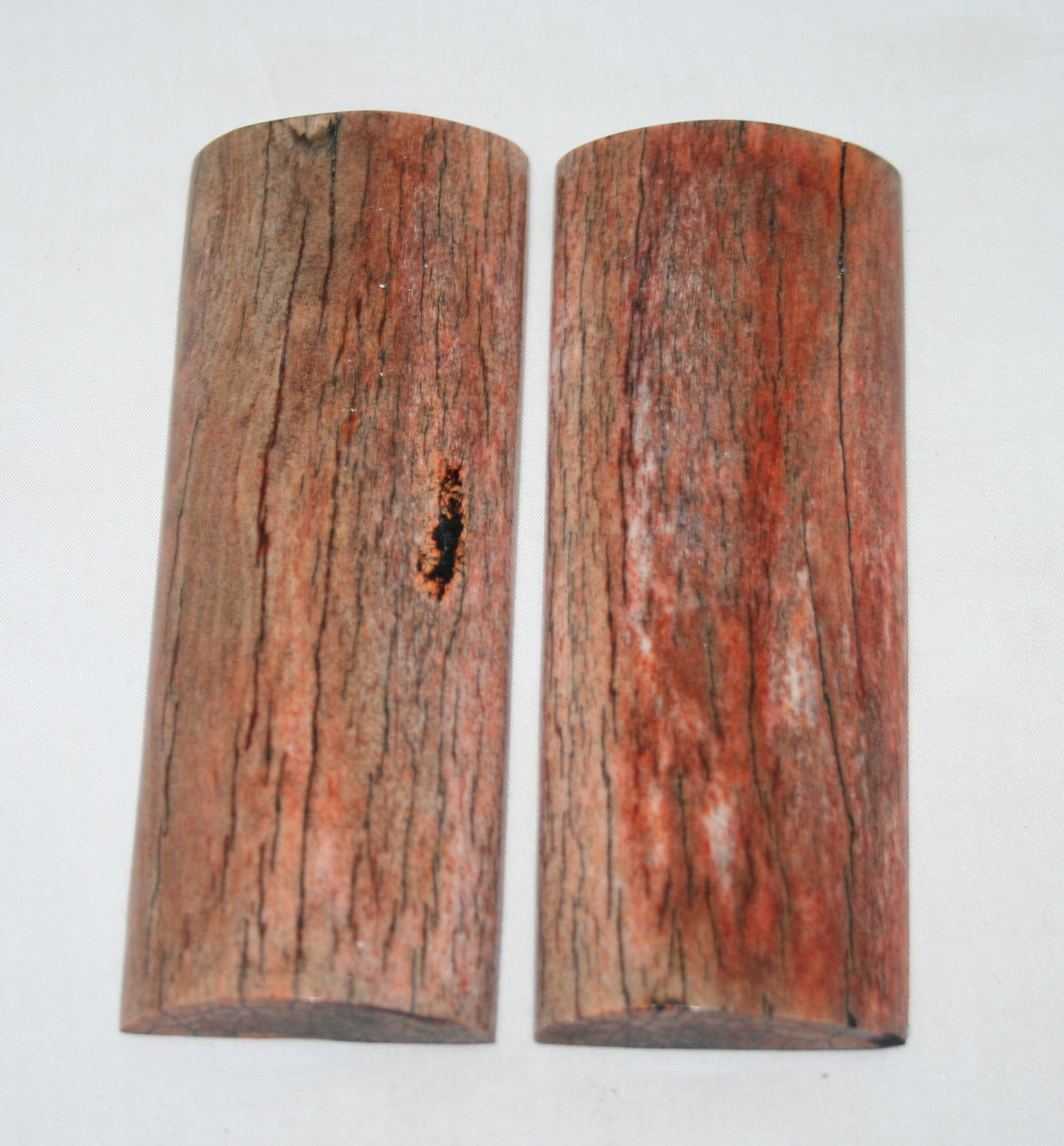 NB108S21 Giraffe Bone Scales