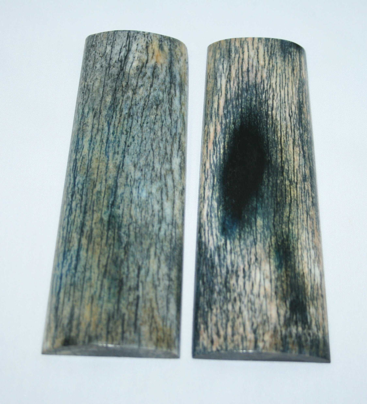 NB108T3 Giraffe Bone Scales Set