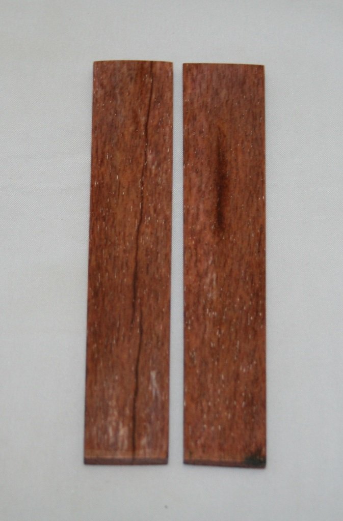 NB102FM25 Giraffe Bone Scales - Jantz Supply