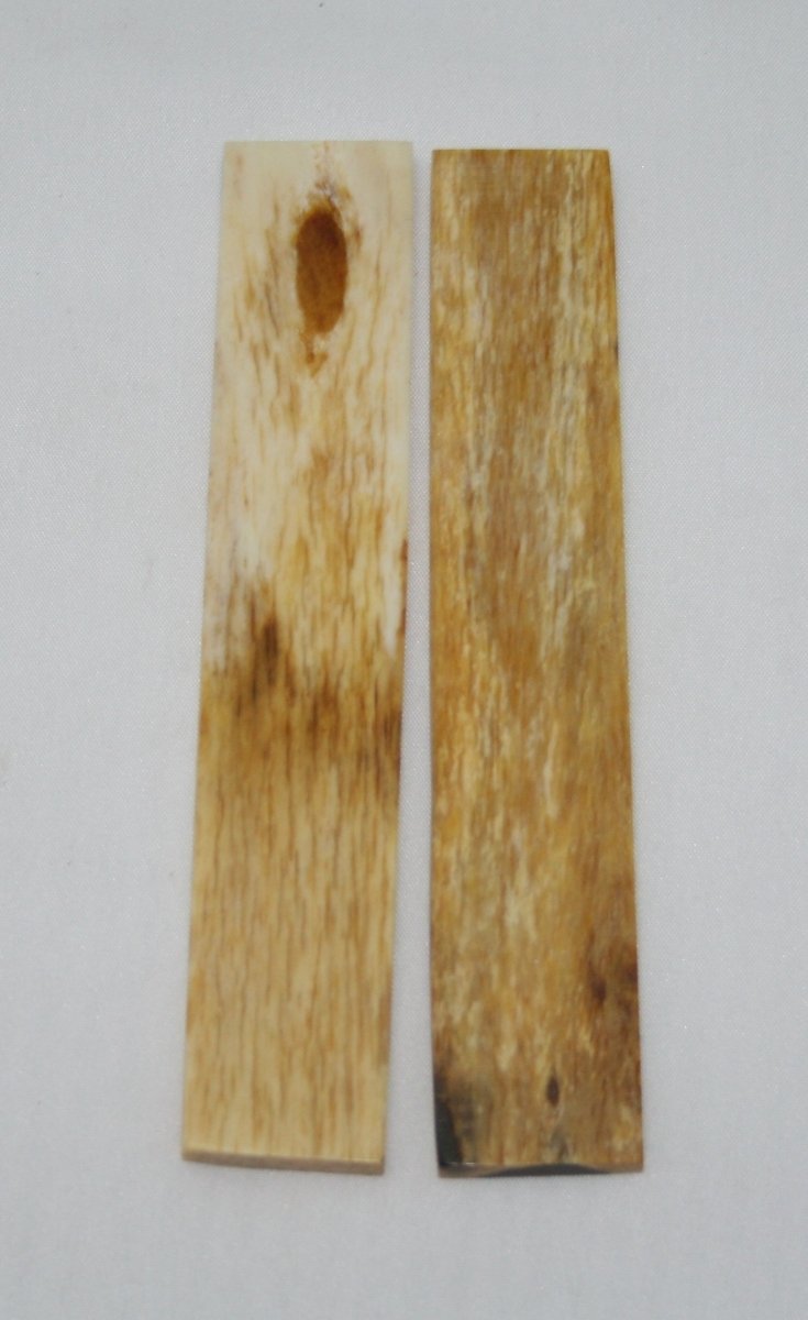 NB102G37 Giraffe Bone Scales - Jantz Supply