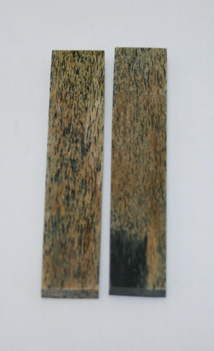 NB102G48 Giraffe Bone Scales - Jantz Supply