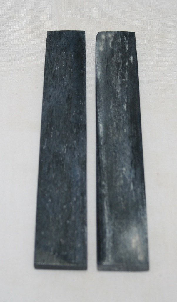 NB102S13 Giraffe Bone Scales - Jantz Supply