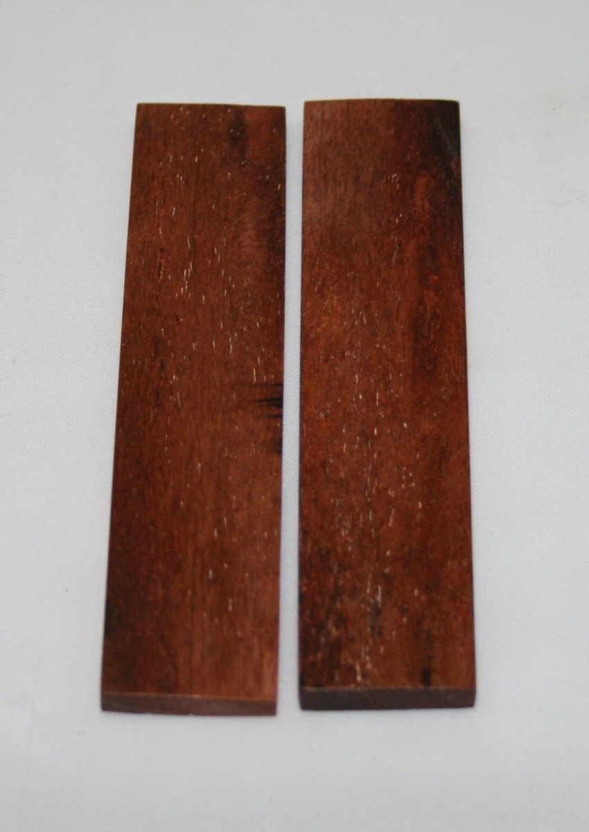 NB103FM29 Giraffe Bone Scales - Jantz Supply