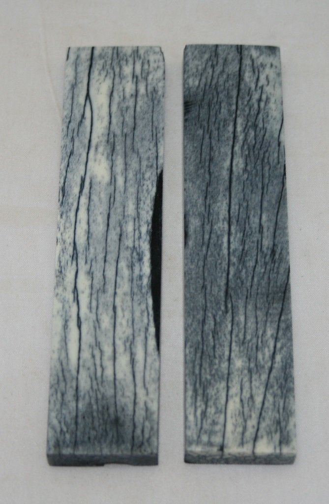 NB103S1 Giraffe Bone Scales - Jantz Supply