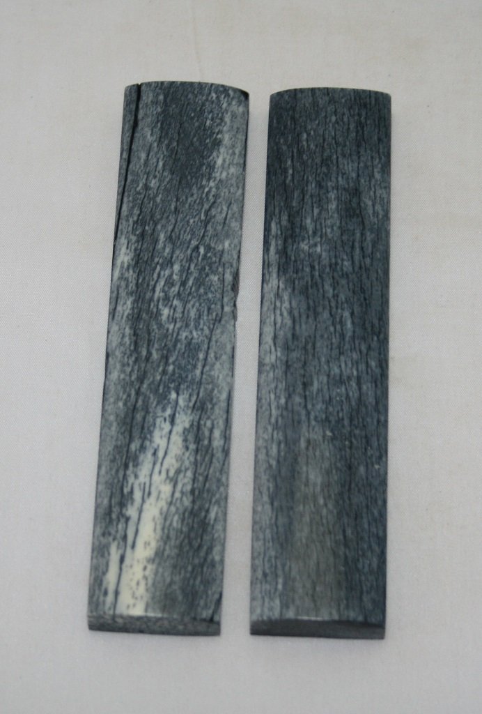 NB103S20 Giraffe Bone Scales - Jantz Supply