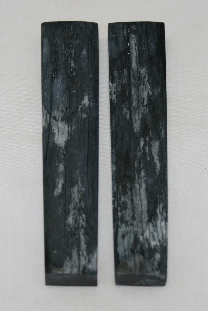 NB103S21 Giraffe Bone Scales - Jantz Supply