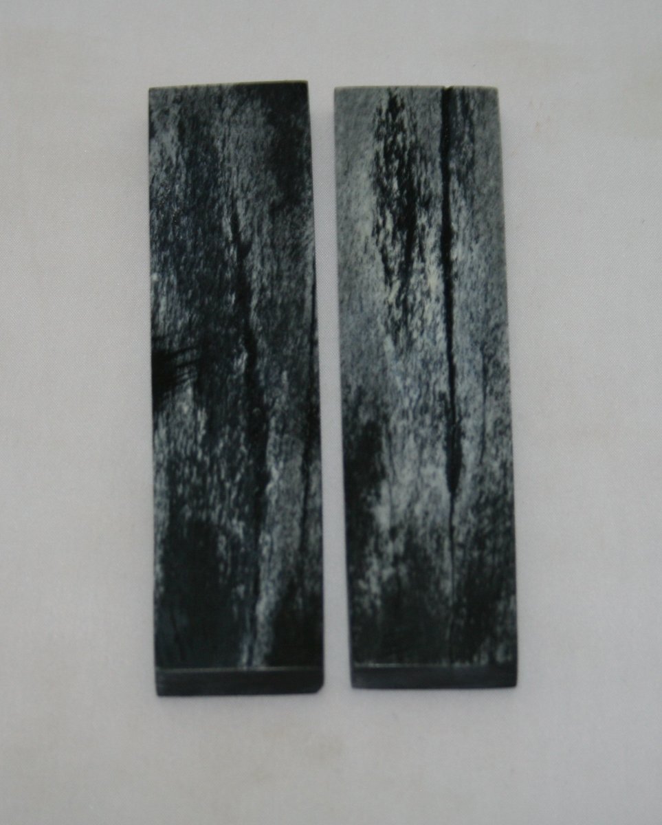 NB104FM100 Giraffe Bone Scales - Jantz Supply