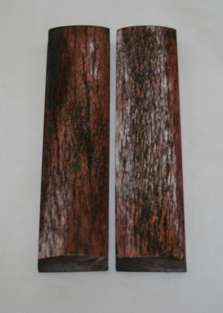 NB104FM107 Giraffe Bone Scales - Jantz Supply