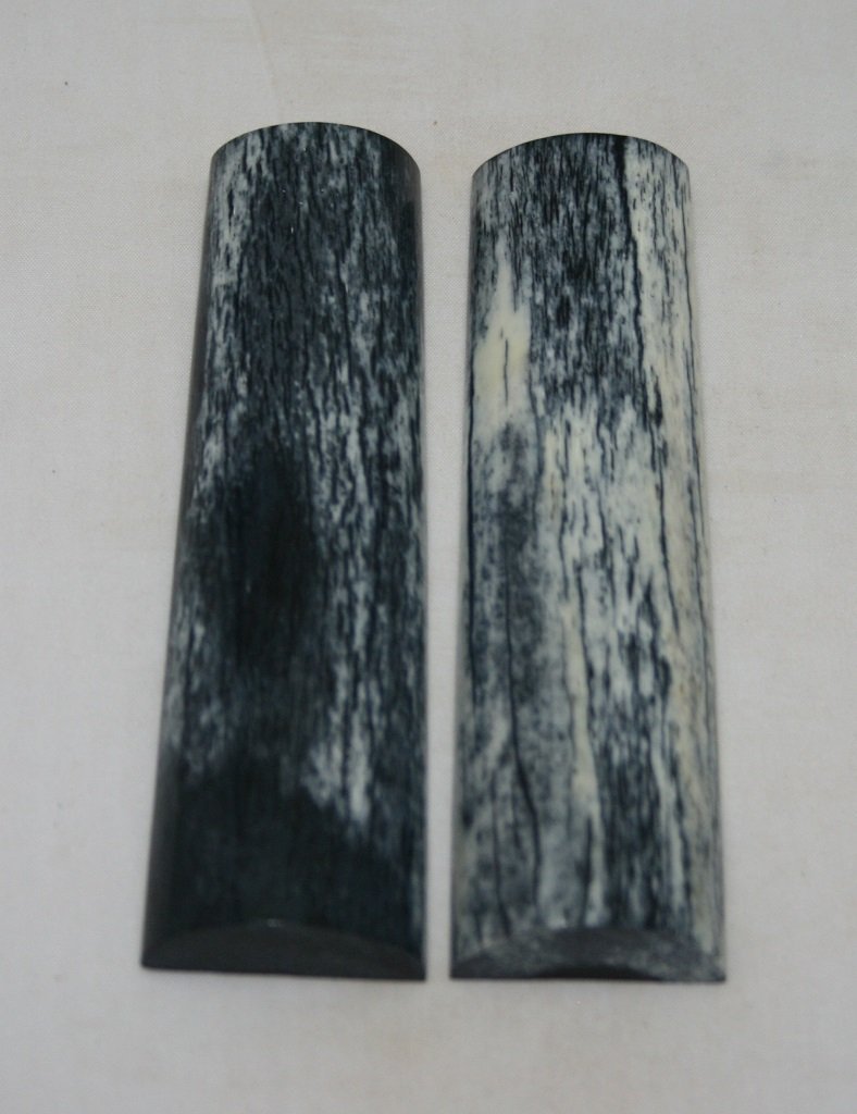 NB104S127 Giraffe Bone Scales - Jantz Supply