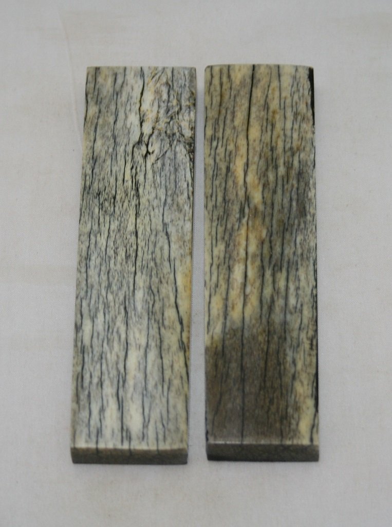 NB104S39 Giraffe Bone Scales - Jantz Supply