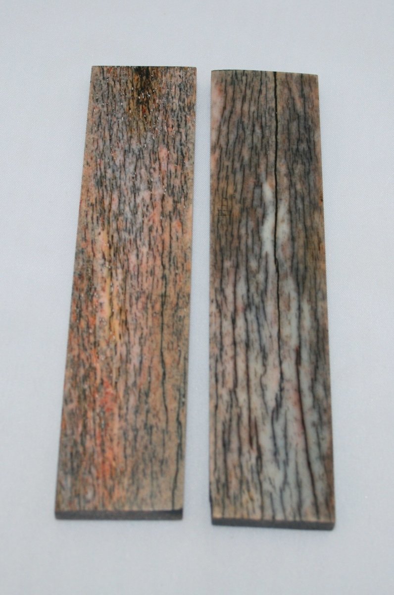 NB104T52 Giraffe Bone Scales - Jantz Supply