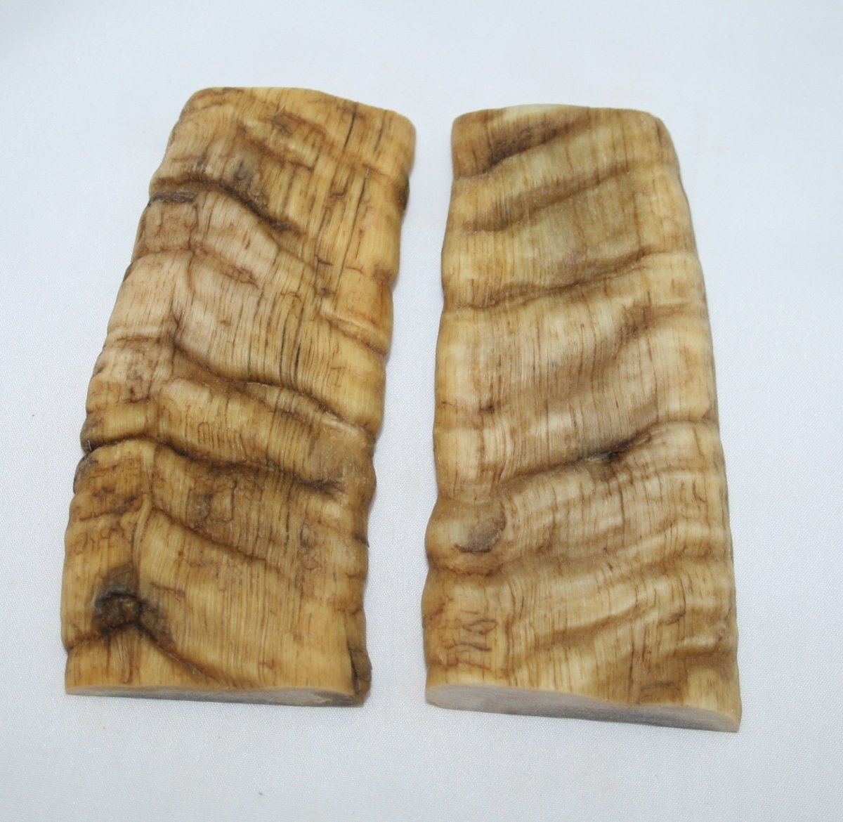 NB902T147 Merino Ram&#39;s Horn Flat Block Scales - Jantz Supply